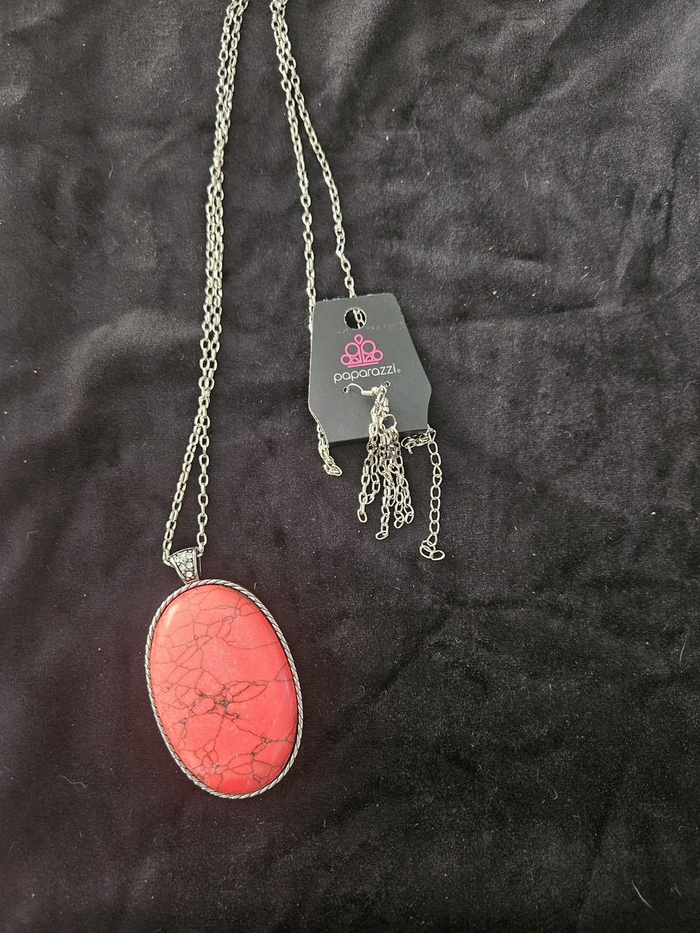 paparazzi Coral Marbled Oval Pendant Necklace - Silver Chain